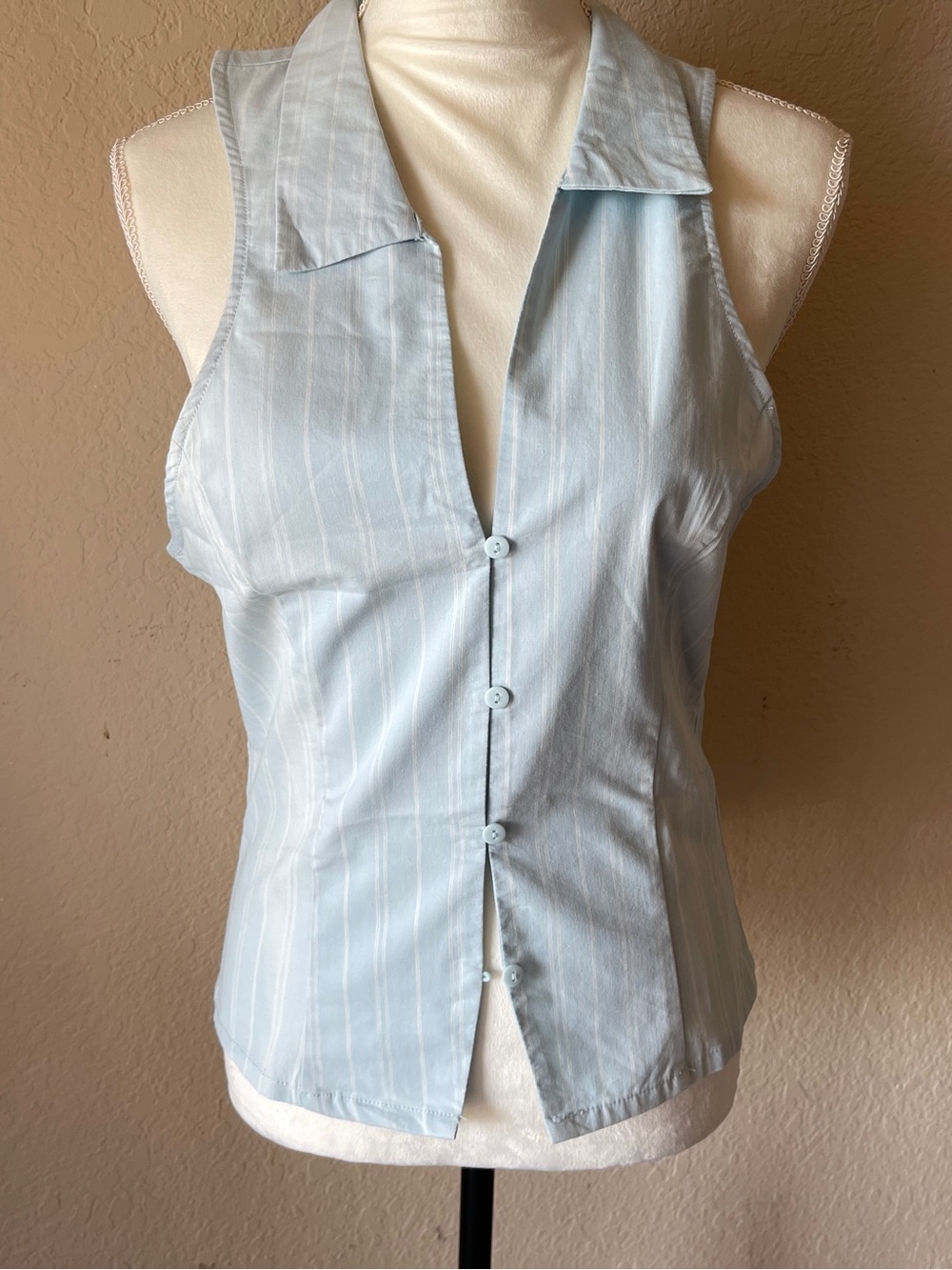 Urban Outfitters Women’s  Shirt Vest, Sky Blue & White Stripes, M NWT